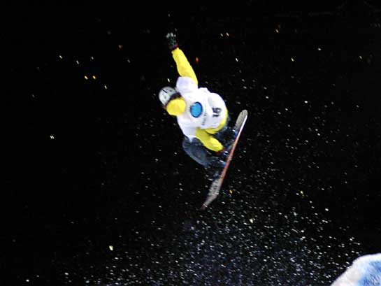 0_28FS_Unite_AZ_ThalerD_Jump_03.jpg
