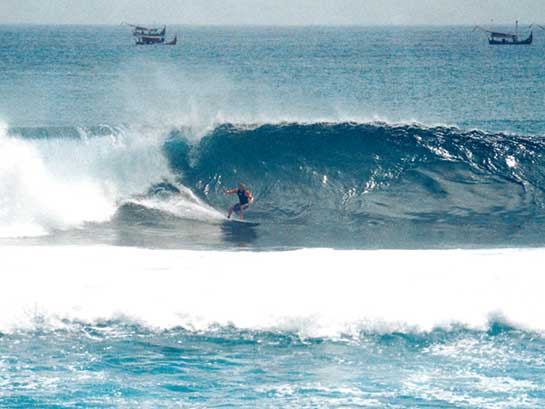 0_Rene_Haid_surf_03_02.jpg